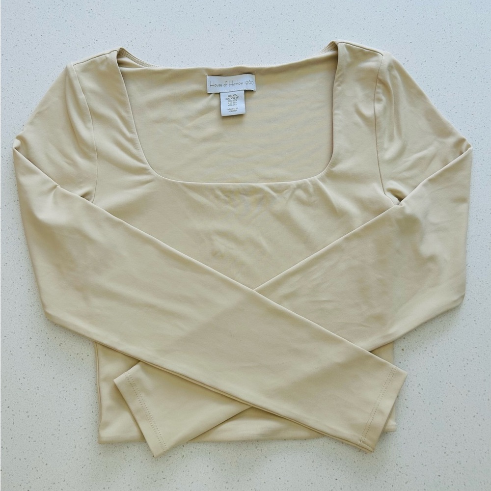 House of Harlow Cream Long Sleeve Crop Top